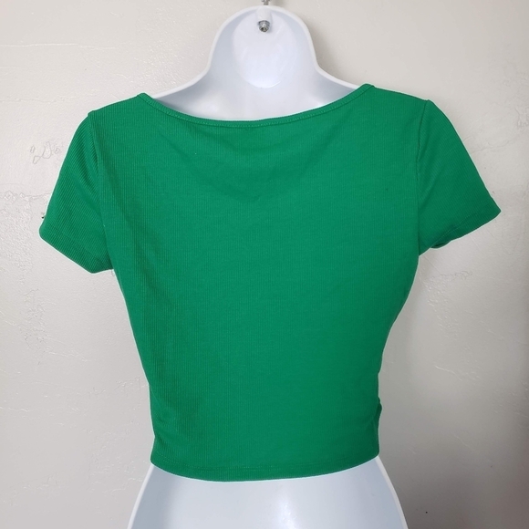 Kelly Green Short Sleeve Crop Top Shirt Henley Ribbed Shein Small - Picture 3 of 5